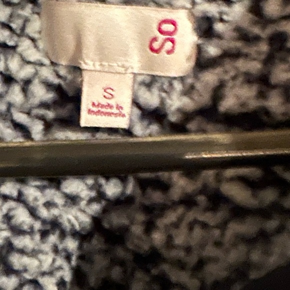 Very soft fleece sweatshirt Sz S - Picture 2 of 4